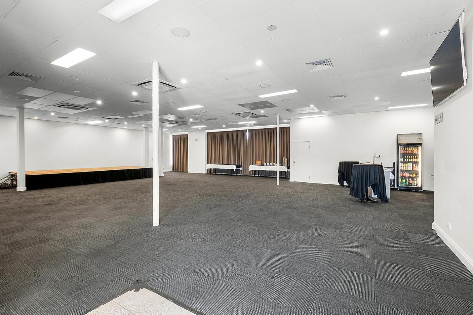 איירלי ביץ' Reef Gateway Hotel מראה חיצוני תמונה